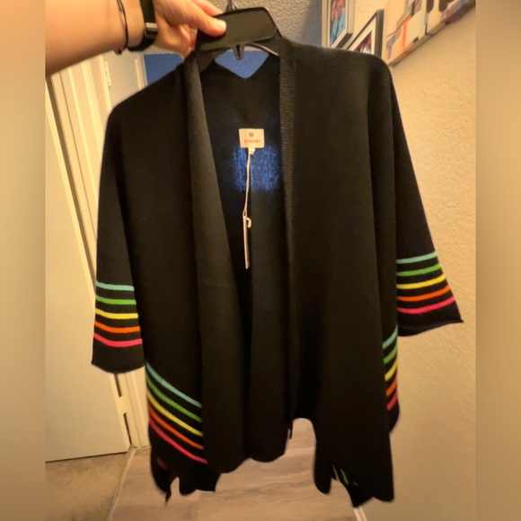 Sundry poncho - Picture 4 of 6